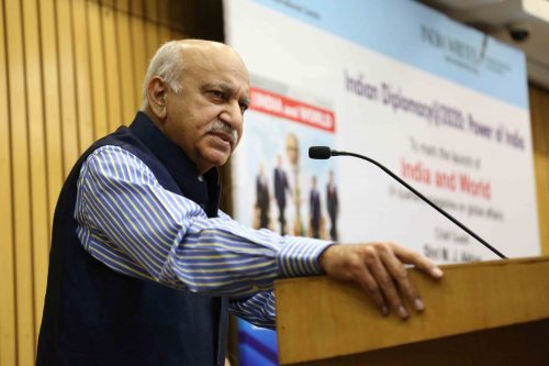 iw-mag-launch-minister1