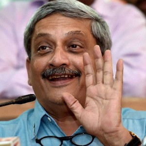 328029-parrikar1